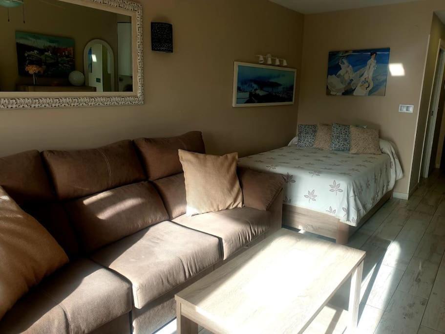 Precioso Estudio Con Piscina A 200M Del Mar มาร์เบยา ภายนอก รูปภาพ